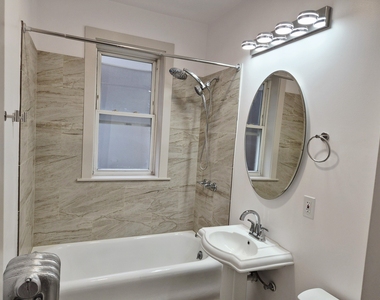 7826 S Bennett Avenue - Photo Thumbnail 8