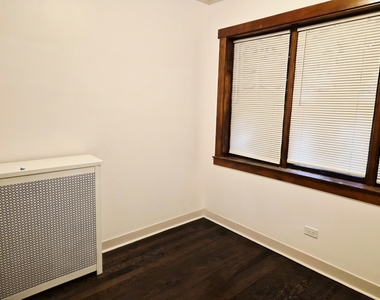 7826 S Bennett Avenue - Photo Thumbnail 15