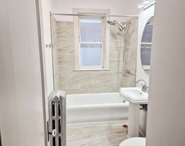 7826 S Bennett Avenue - Photo Thumbnail 9