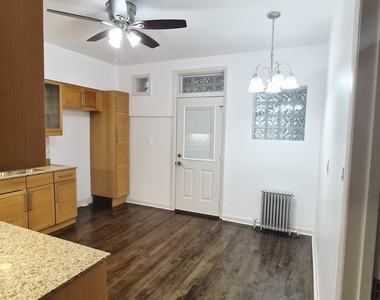 7826 S Bennett Avenue - Photo Thumbnail 20