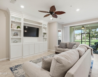 610 Orchard Pass Avenue - Photo Thumbnail 11