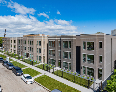 428 E 50th Place - Photo Thumbnail 28