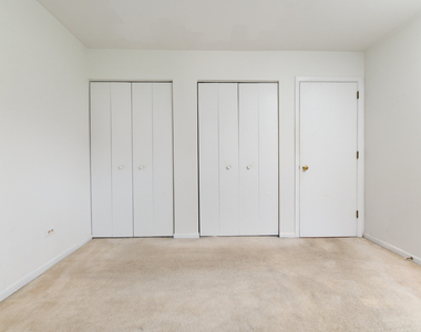 425 Berkshire Drive - Photo Thumbnail 10