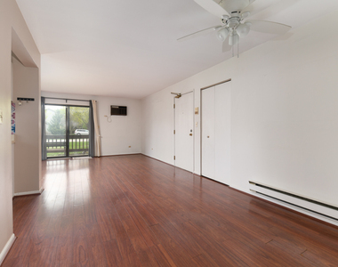 425 Berkshire Drive - Photo Thumbnail 13