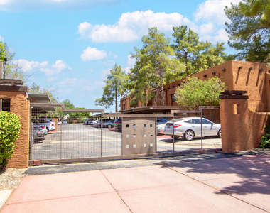 4704 E Paradise Village Parkway N - Photo Thumbnail 27