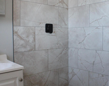 3932 W Griswold Road - Photo Thumbnail 13