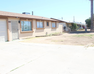 3932 W Griswold Road - Photo Thumbnail 1