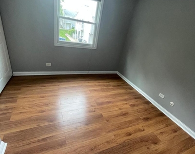 195 Thomas Court - Photo Thumbnail 16
