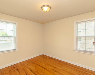 4258 W Nelson Street - Photo Thumbnail 9