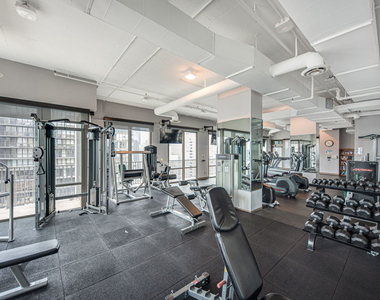 2 E Erie Street - Photo Thumbnail 18