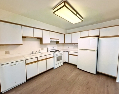 801 N Shady Oaks Drive - Photo Thumbnail 3