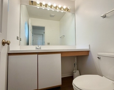 801 N Shady Oaks Drive - Photo Thumbnail 13