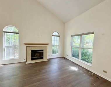 801 N Shady Oaks Drive - Photo Thumbnail 8