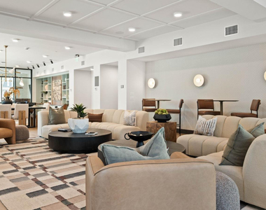 500 E Rivulon Boulevard - Photo Thumbnail 10