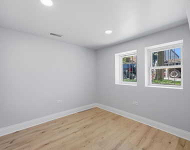 541 N Lawndale Avenue - Photo Thumbnail 6