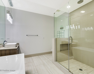 1617 W Grand Avenue - Photo Thumbnail 7