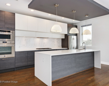 1617 W Grand Avenue - Photo Thumbnail 4