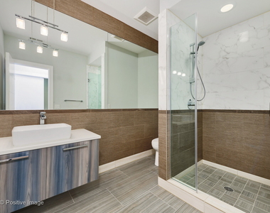 1617 W Grand Avenue - Photo Thumbnail 10