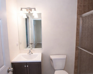 8900 31st Street - Photo Thumbnail 4