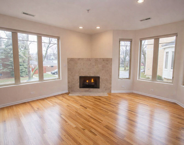 8900 31st Street - Photo Thumbnail 1