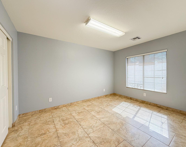 23816 N Wilderness Way - Photo Thumbnail 8