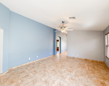 23816 N Wilderness Way - Photo Thumbnail 14