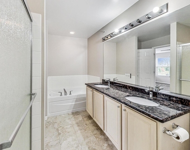 1686 Buckingham Drive - Photo Thumbnail 20