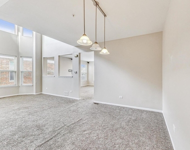 1686 Buckingham Drive - Photo Thumbnail 7