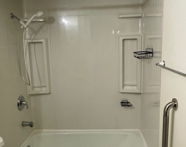 4925 W 109th Street - Photo Thumbnail 5