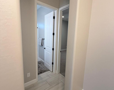5169 N 207th Drive - Photo Thumbnail 6