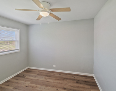 444 Hickory Street - Photo Thumbnail 9