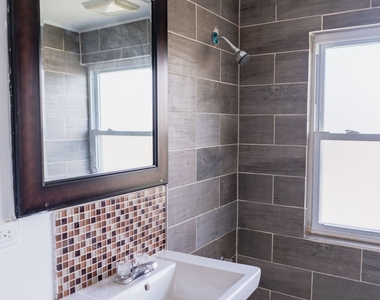 3707 S Michigan Avenue - Photo Thumbnail 11