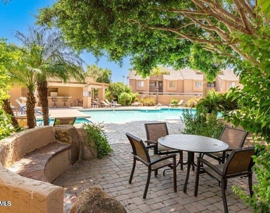 7950 E Starlight Way - Photo Thumbnail 27