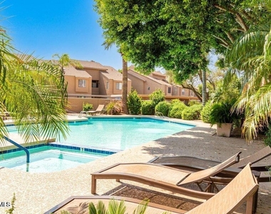 7950 E Starlight Way - Photo Thumbnail 28