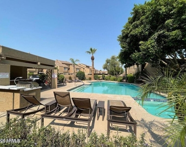 7950 E Starlight Way - Photo Thumbnail 30