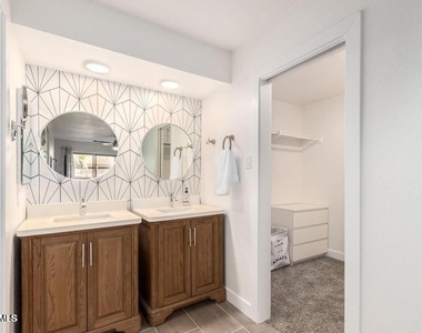7950 E Starlight Way - Photo Thumbnail 14