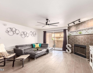 7950 E Starlight Way - Photo Thumbnail 1