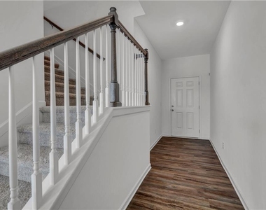 5650 Flint Lane - Photo Thumbnail 3