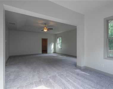 2121 Spring Sound Lane - Photo Thumbnail 43