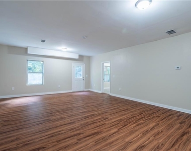 2121 Spring Sound Lane - Photo Thumbnail 24