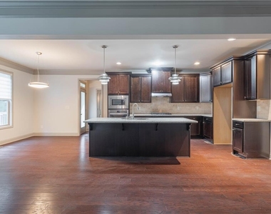 2121 Spring Sound Lane - Photo Thumbnail 19