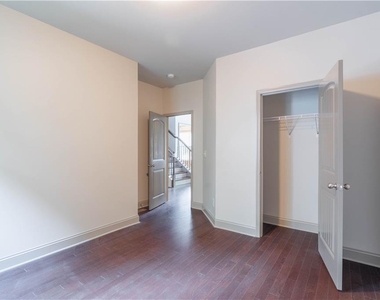 2121 Spring Sound Lane - Photo Thumbnail 11