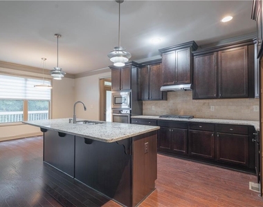 2121 Spring Sound Lane - Photo Thumbnail 22