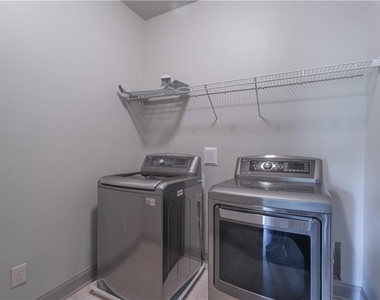 2121 Spring Sound Lane - Photo Thumbnail 38