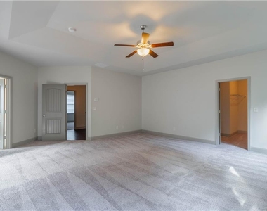 2121 Spring Sound Lane - Photo Thumbnail 41