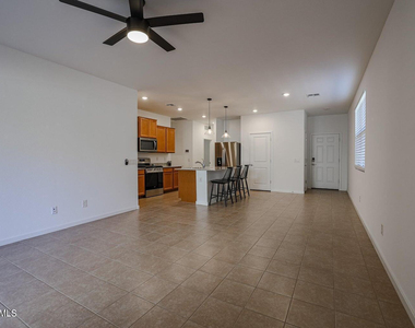 14220 W Willow Avenue - Photo Thumbnail 12
