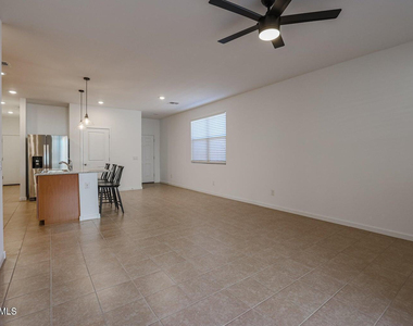 14220 W Willow Avenue - Photo Thumbnail 13