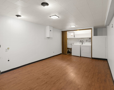318 Virginia Street - Photo Thumbnail 8
