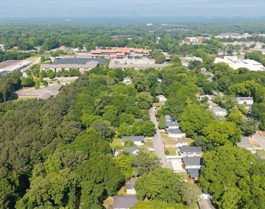1060 Regent Street Sw - Photo Thumbnail 39