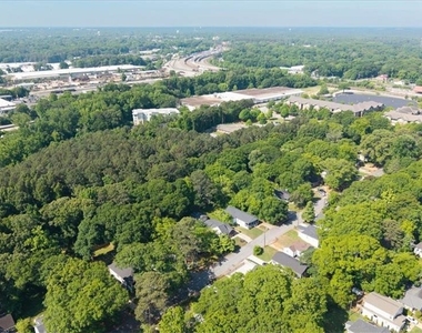 1060 Regent Street Sw - Photo Thumbnail 41